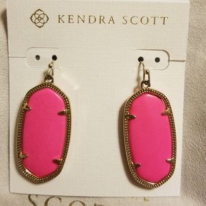 Kendra Scott Elle earrings